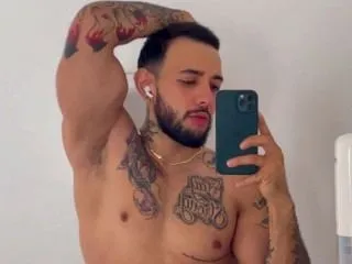 Image de profil du modèle de webcam MaelBurst69