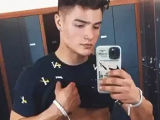 RileyTreyarch profielfoto van cam model