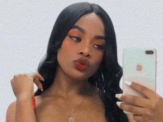 AbriilTaylor profilbild på webbkameramodell