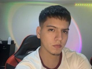 Image de profil du modèle de webcam Andrescepeda99