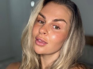 Profilbilde av ClaraXVale webkamera modell