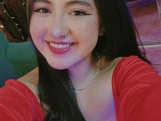 Imagen de perfil de modelo de cámara web de HannaaItsMe