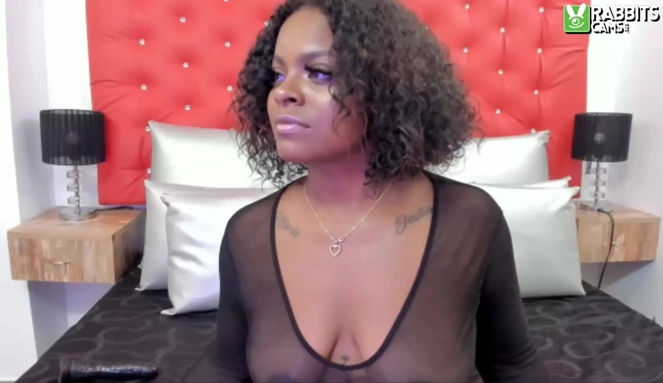 Artiest CatalinnaJames Video 1