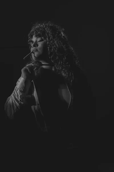 Artista IsadiaRousso Foto 12