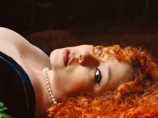 IsadiaRousso live cam