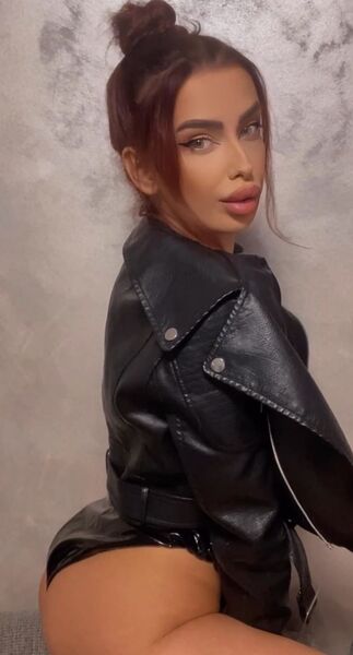 Interprète HAILEEYI Photo 11