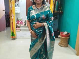 Foto de perfil de modelo de webcam de HotRasi