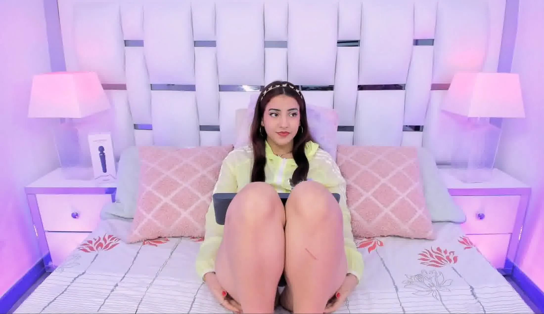 Intérprete KylieSoto Video 2