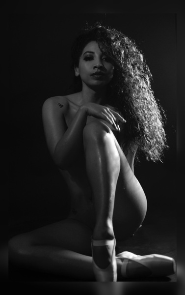 Artiest MeninaSense Foto 8