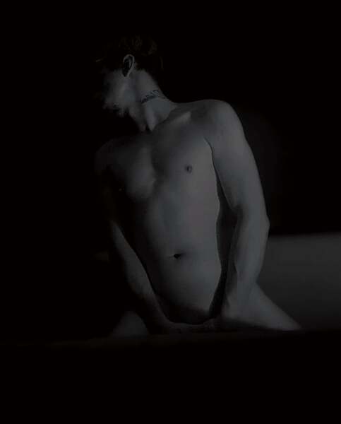 Performer shyboylondon Photo 2