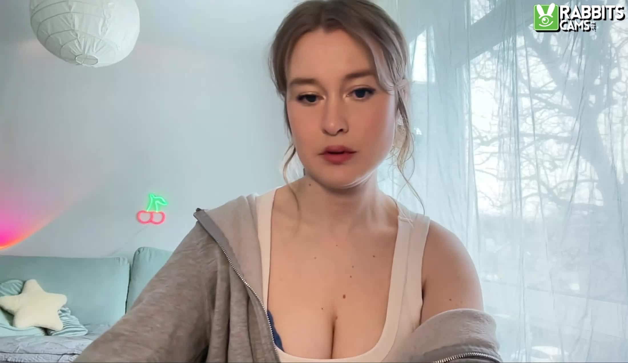 Interprete SophiaaWhite Video 1