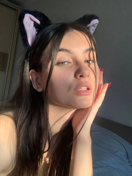 Artist FeralBerryXo Foto 3