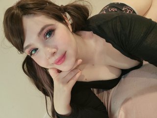 Image de profil du modèle de webcam Aeris_Ellie