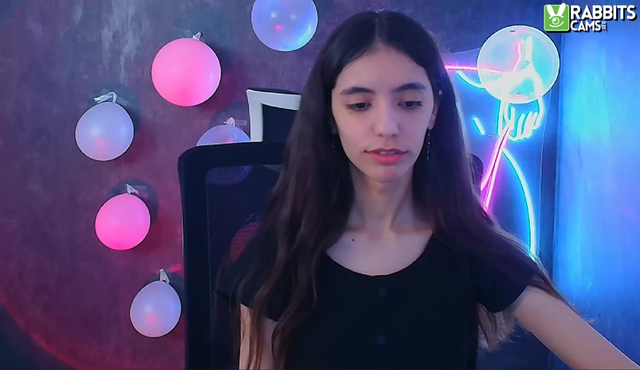 Intérprete FloraKiiss Video 1