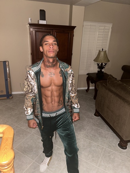 Performer DrewDudes Photo 2