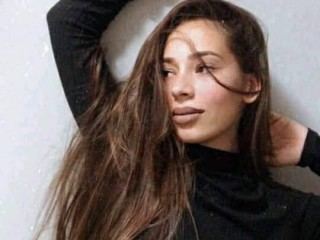Image de profil du modèle de webcam CHAANTALx