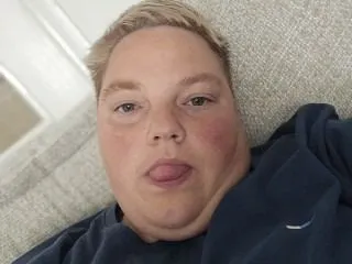 MickyBlondie profielfoto van cam model