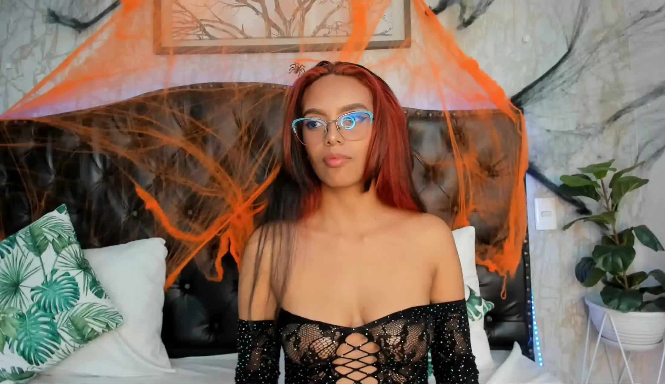 Interprete KeylaaEvans Video 1