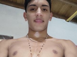 Image de profil du modèle de webcam Guille_24