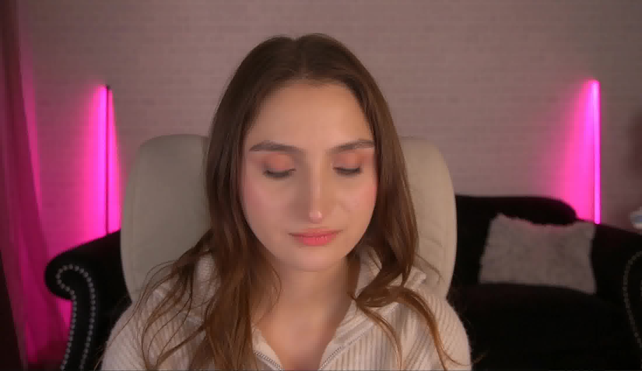 Interprete HannaKlein Video 2