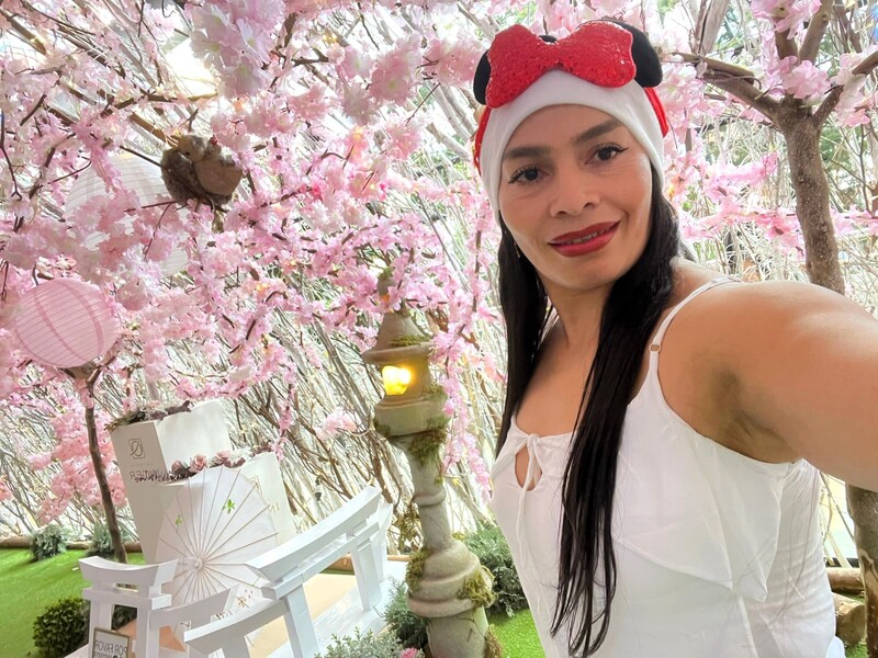 Interprète Milf69Luciana Photo 2