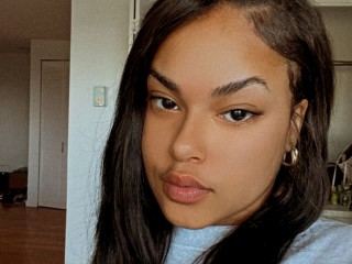 Profilbilde av Enchantedgoddess330 webkamera modell