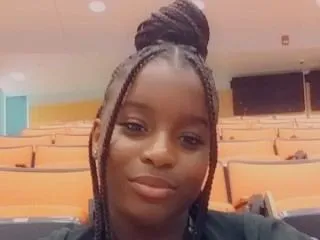 Image de profil du modèle de webcam HoneyBuckin