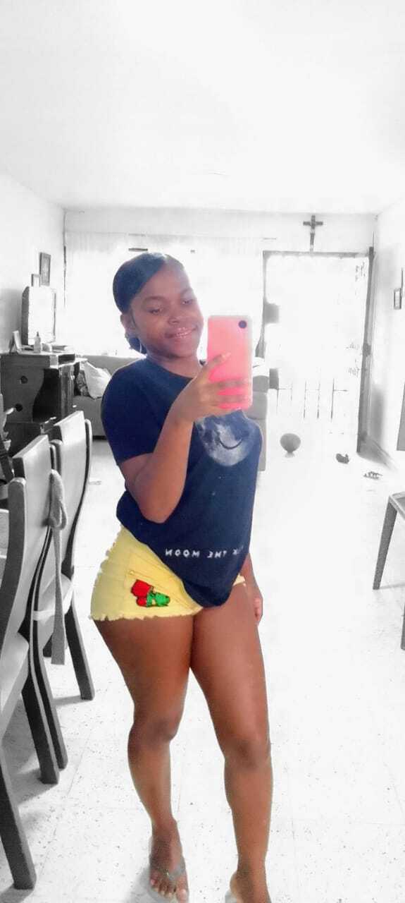 Artiest CloeThomson Foto 3