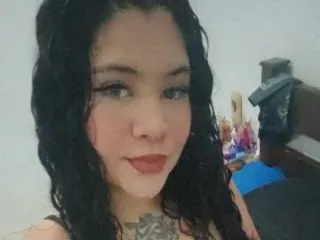 Image de profil du modèle de webcam LunaaLove69