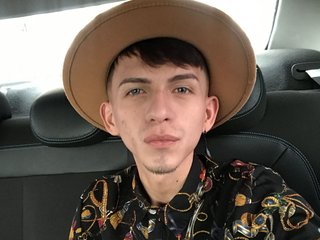 Foto de perfil de modelo de webcam de Smallgiant29