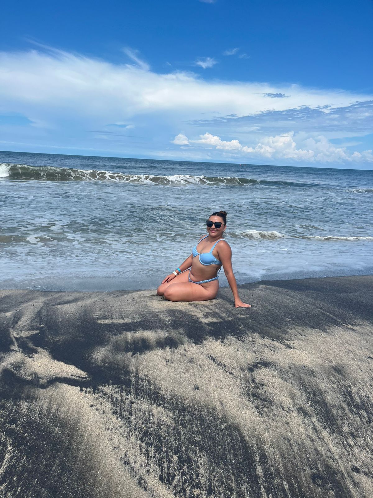 Performer Antonellawilliam Photo 3