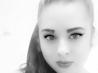 VivianTatum cam model profile picture