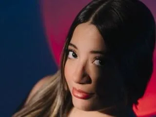 LittleBonniie profilbild på webbkameramodell