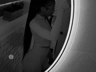 Image de profil du modèle de webcam PetiteBody101