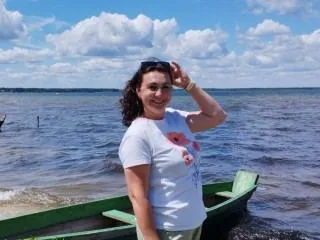 LightIsInU profielfoto van cam model