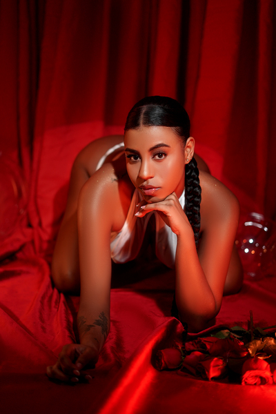 Interprete CharlotteeRussel Foto 5