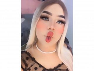 IssadoraSmithh cam model profile picture 