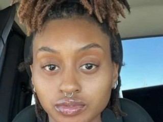 DivineRoyalty profielfoto van cam model