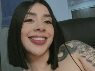 Nayomii immagine del profilo del modello di cam