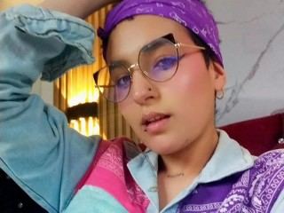 Imagen de perfil de modelo de cámara web de Hannabigboobss23