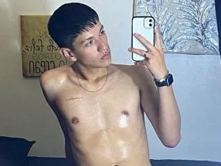 Imagen de perfil de modelo de cámara web de RoaRissing