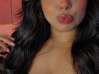 Imagen de perfil de modelo de cámara web de Miahjoness19