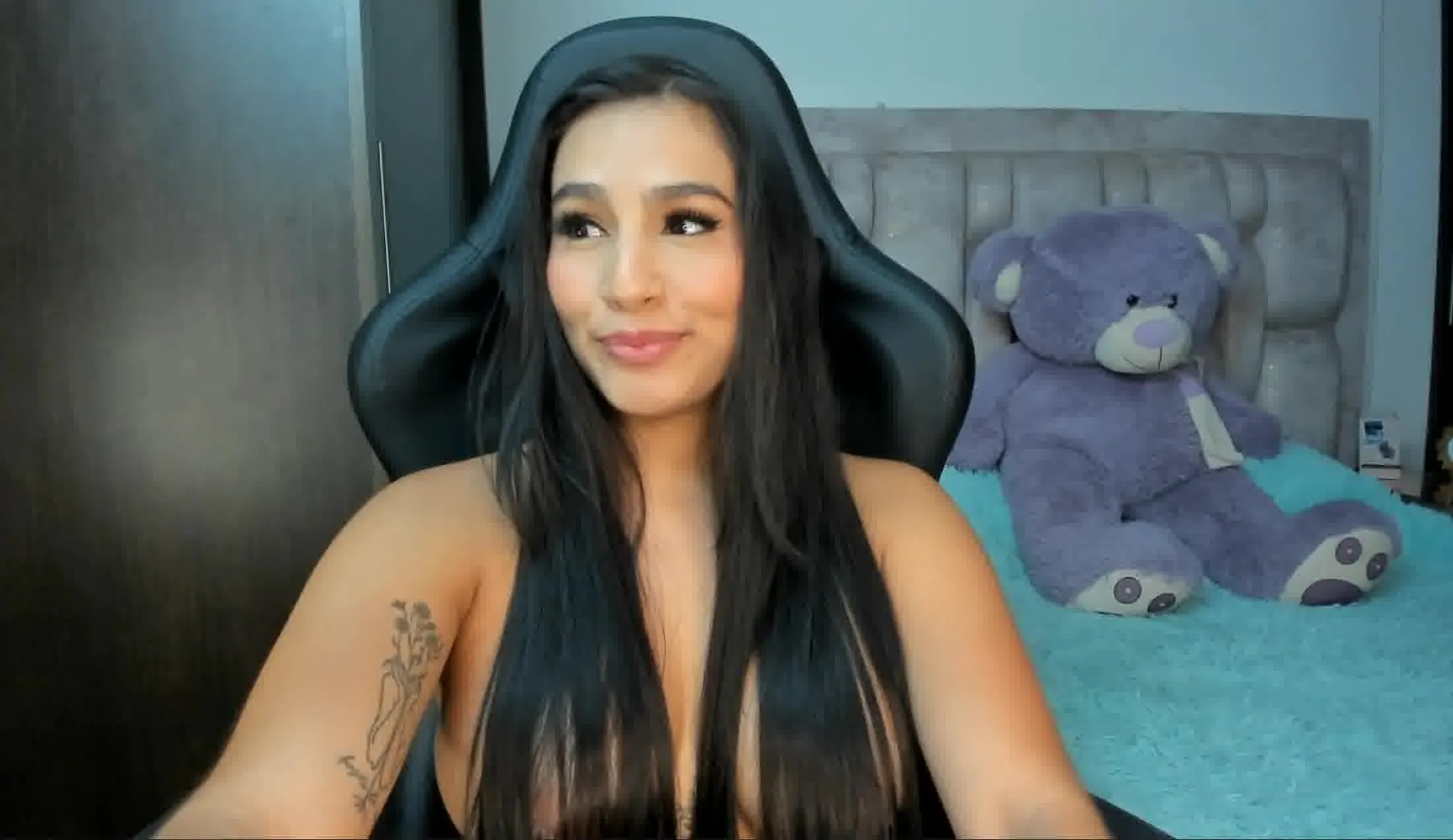 Artist valery_dupont Video 1