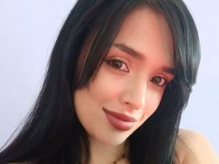 Harumii immagine del profilo del modello di cam