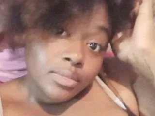 SkyieWilliams profilbild på webbkameramodell