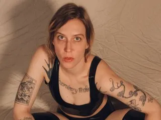 xoxoaliaquinn live cam