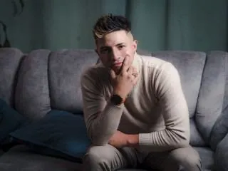 Imagen de perfil de modelo de cámara web de AronOwenn