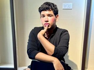Imagen de perfil de modelo de cámara web de AresFoxx
