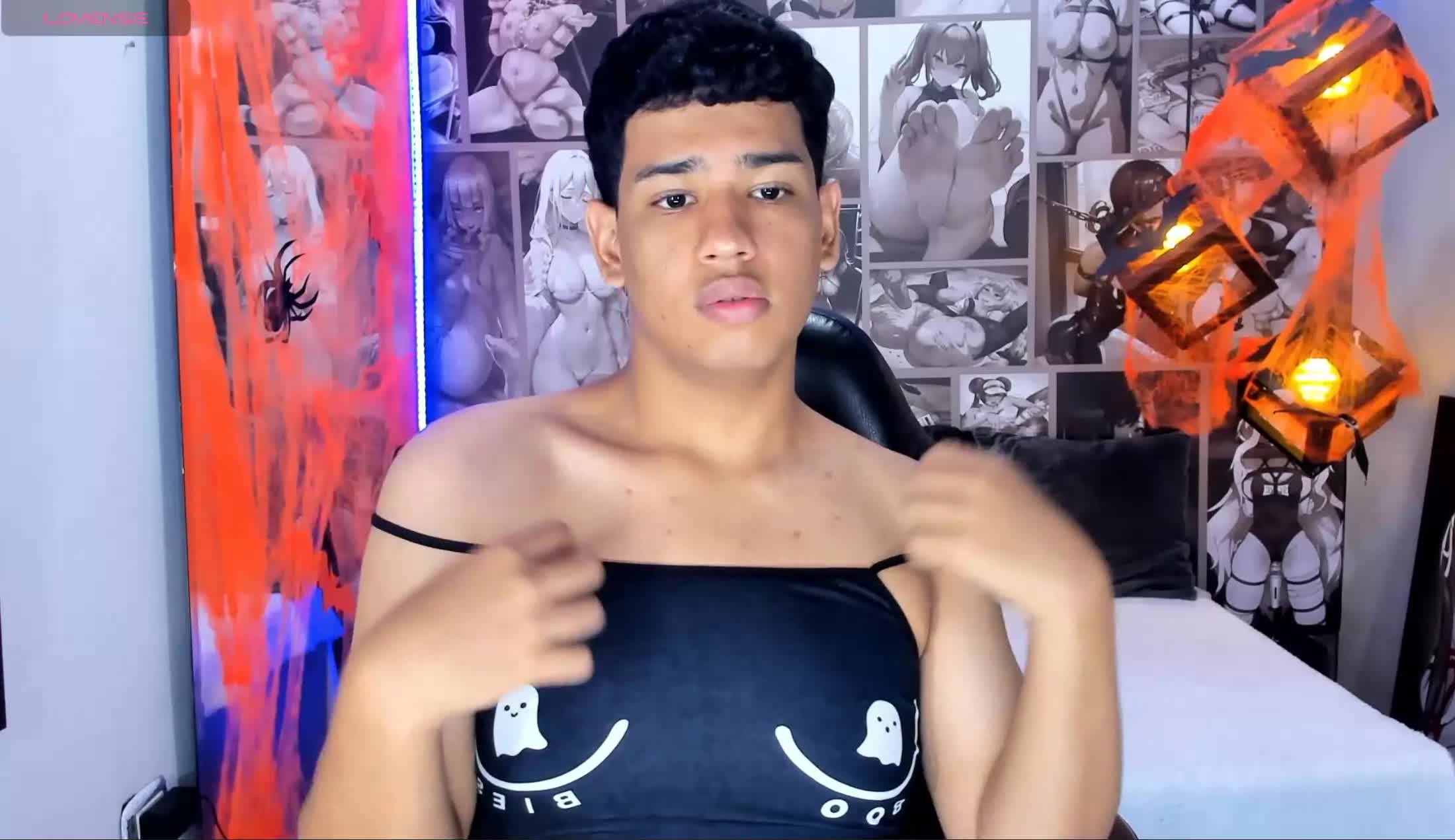 Intérprete AresFoxx Video 1