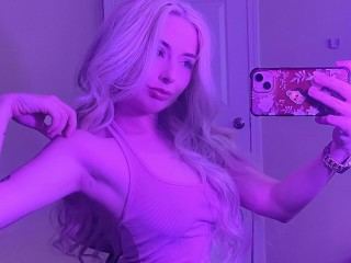 Image de profil du modèle de webcam ChristinaRayXOXO